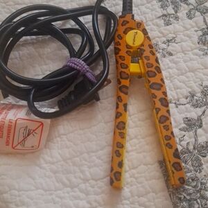 💥New small flat curler